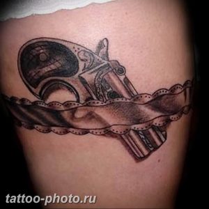 фото тату револьвер 24.12.2018 №177 - photo tattoo revolver - tattoo-photo.ru