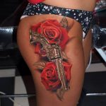 фото тату револьвер 24.12.2018 №237 - photo tattoo revolver - tattoo-photo.ru