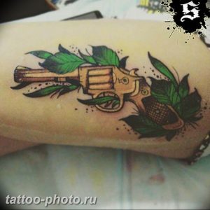 фото тату револьвер 24.12.2018 №252 - photo tattoo revolver - tattoo-photo.ru