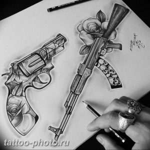 фото тату револьвер 24.12.2018 №421 - photo tattoo revolver - tattoo-photo.ru