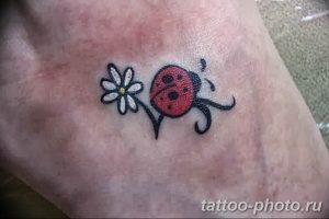 фото идея тату божья коровка 22.12.2018 №125 - photo ladybug tattool- tattoo-photo.ru
