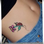 фото идея тату божья коровка 22.12.2018 №174 - photo ladybug tattool- tattoo-photo.ru