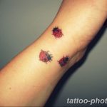 фото идея тату божья коровка 22.12.2018 №200 - photo ladybug tattool- tattoo-photo.ru