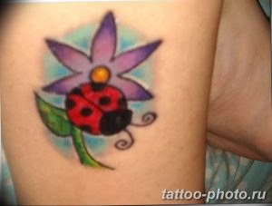 фото идея тату божья коровка 22.12.2018 №292 - photo ladybug tattool- tattoo-photo.ru