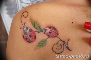 фото идея тату божья коровка 22.12.2018 №344 - photo ladybug tattool- tattoo-photo.ru