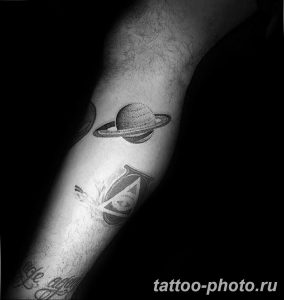 фото тату Сатурн 18.12.2018 №078 - tattoo photo saturn - tattoo-photo.ru