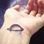 фото тату Сатурн 18.12.2018 №088 - tattoo photo saturn - tattoo-photo.ru