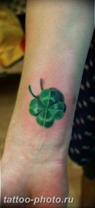 фото тату клевер четырехлистный 24.12.2018 №022 - four leaf clover tattoo - tattoo-photo.ru