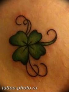 фото тату клевер четырехлистный 24.12.2018 №027 - four leaf clover tattoo - tattoo-photo.ru