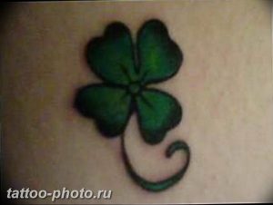 фото тату клевер четырехлистный 24.12.2018 №028 - four leaf clover tattoo - tattoo-photo.ru