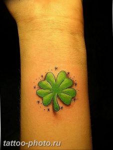 фото тату клевер четырехлистный 24.12.2018 №054 - four leaf clover tattoo - tattoo-photo.ru