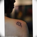 фото тату клевер четырехлистный 24.12.2018 №063 - four leaf clover tattoo - tattoo-photo.ru