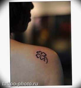 фото тату клевер четырехлистный 24.12.2018 №063 - four leaf clover tattoo - tattoo-photo.ru