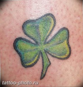 фото тату клевер четырехлистный 24.12.2018 №073 - four leaf clover tattoo - tattoo-photo.ru