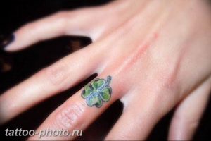 фото тату клевер четырехлистный 24.12.2018 №100 - four leaf clover tattoo - tattoo-photo.ru