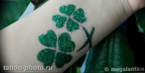 фото тату клевер четырехлистный 24.12.2018 №106 - four leaf clover tattoo - tattoo-photo.ru