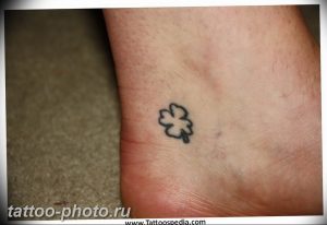 фото тату клевер четырехлистный 24.12.2018 №167 - four leaf clover tattoo - tattoo-photo.ru