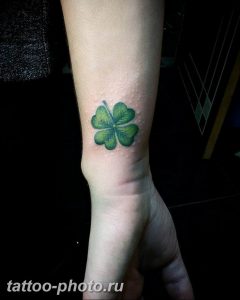 фото тату клевер четырехлистный 24.12.2018 №170 - four leaf clover tattoo - tattoo-photo.ru