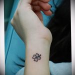 фото тату клевер четырехлистный 24.12.2018 №204 - four leaf clover tattoo - tattoo-photo.ru