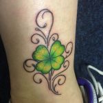 фото тату клевер четырехлистный 24.12.2018 №209 - four leaf clover tattoo - tattoo-photo.ru