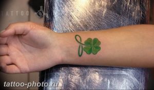 фото тату клевер четырехлистный 24.12.2018 №215 - four leaf clover tattoo - tattoo-photo.ru