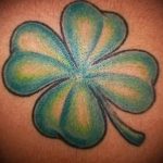 фото тату клевер четырехлистный 24.12.2018 №270 - four leaf clover tattoo - tattoo-photo.ru