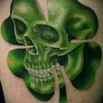 фото тату клевер четырехлистный 24.12.2018 №293 - four leaf clover tattoo - tattoo-photo.ru