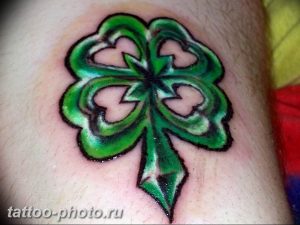 фото тату клевер четырехлистный 24.12.2018 №319 - four leaf clover tattoo - tattoo-photo.ru