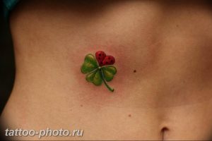 фото тату клевер четырехлистный 24.12.2018 №338 - four leaf clover tattoo - tattoo-photo.ru