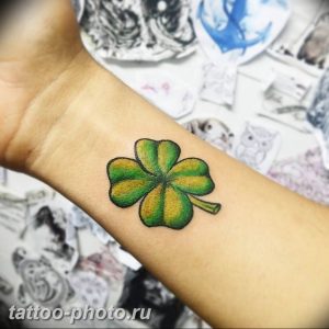 фото тату клевер четырехлистный 24.12.2018 №432 - four leaf clover tattoo - tattoo-photo.ru