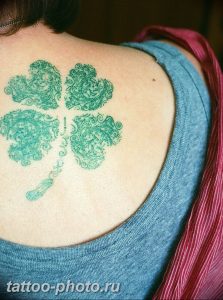 фото тату клевер четырехлистный 24.12.2018 №464 - four leaf clover tattoo - tattoo-photo.ru