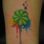 фото тату клевер четырехлистный 24.12.2018 №466 - four leaf clover tattoo - tattoo-photo.ru