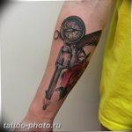 фото тату револьвер 24.12.2018 №017 - photo tattoo revolver - tattoo-photo.ru