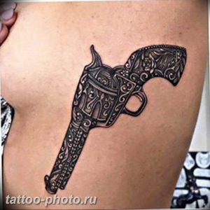 фото тату револьвер 24.12.2018 №039 - photo tattoo revolver - tattoo-photo.ru