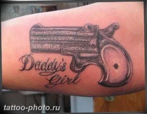 фото тату револьвер 24.12.2018 №057 - photo tattoo revolver - tattoo-photo.ru