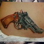 фото тату револьвер 24.12.2018 №077 - photo tattoo revolver - tattoo-photo.ru