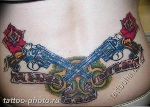 фото тату револьвер 24.12.2018 №103 - photo tattoo revolver - tattoo-photo.ru