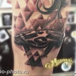 фото тату револьвер 24.12.2018 №112 - photo tattoo revolver - tattoo-photo.ru