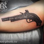 фото тату револьвер 24.12.2018 №126 - photo tattoo revolver - tattoo-photo.ru