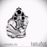 фото тату револьвер 24.12.2018 №138 - photo tattoo revolver - tattoo-photo.ru
