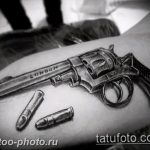 фото тату револьвер 24.12.2018 №158 - photo tattoo revolver - tattoo-photo.ru