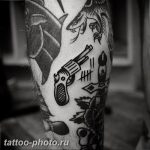 фото тату револьвер 24.12.2018 №160 - photo tattoo revolver - tattoo-photo.ru