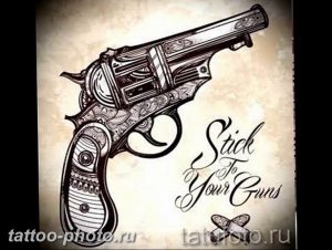 фото тату револьвер 24.12.2018 №183 - photo tattoo revolver - tattoo-photo.ru