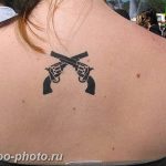 фото тату револьвер 24.12.2018 №221 - photo tattoo revolver - tattoo-photo.ru