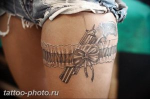 фото тату револьвер 24.12.2018 №228 - photo tattoo revolver - tattoo-photo.ru