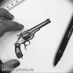 фото тату револьвер 24.12.2018 №240 - photo tattoo revolver - tattoo-photo.ru