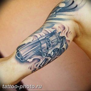 фото тату револьвер 24.12.2018 №253 - photo tattoo revolver - tattoo-photo.ru
