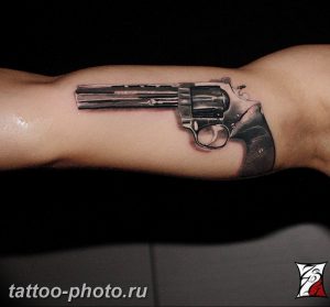 фото тату револьвер 24.12.2018 №271 - photo tattoo revolver - tattoo-photo.ru