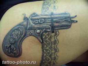 фото тату револьвер 24.12.2018 №308 - photo tattoo revolver - tattoo-photo.ru