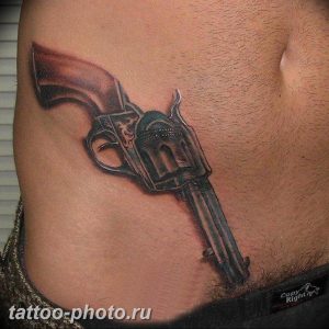 фото тату револьвер 24.12.2018 №329 - photo tattoo revolver - tattoo-photo.ru
